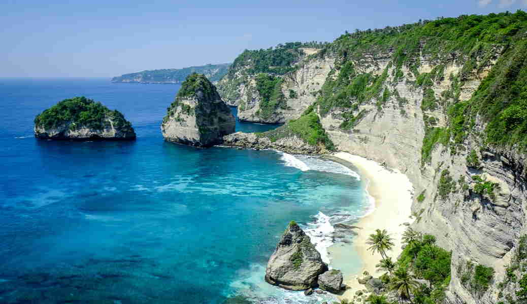 10 Stunningly Beautiful Places To Visit On Nusa Penida